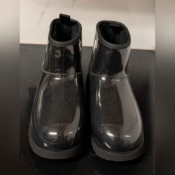 UGG Classic Glossy Clear Mini Black Rain Boots Women's Size 6 MSRP $160 - Picture 4 of 11